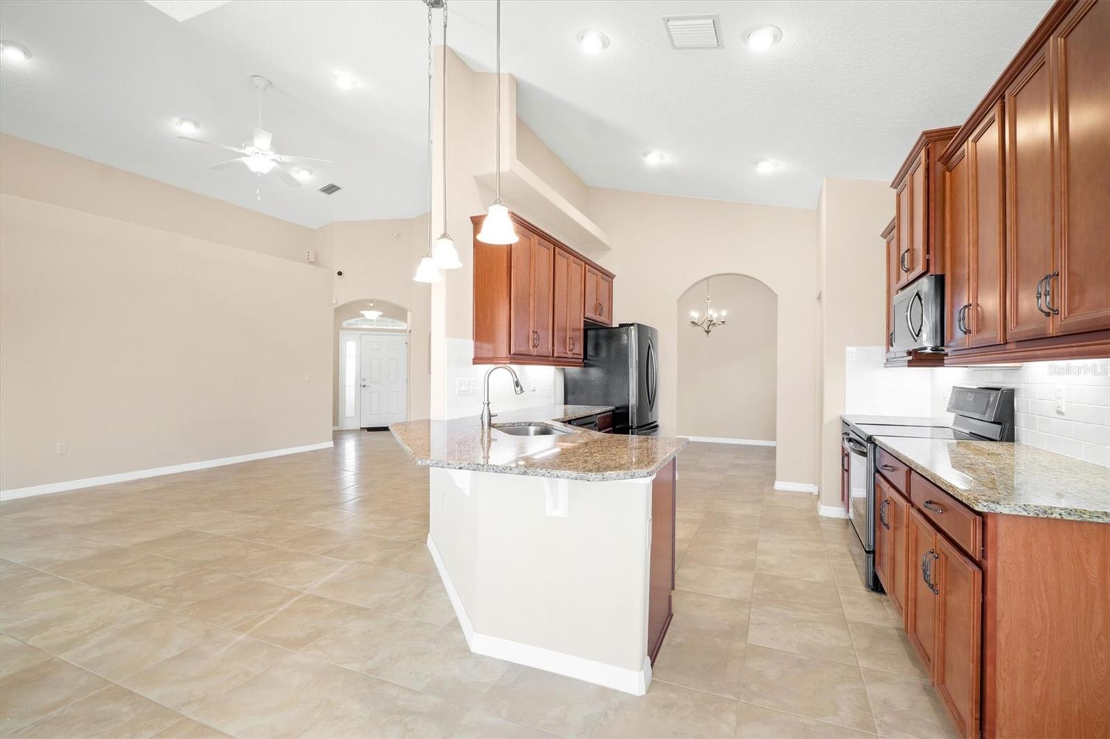 76 PARK PLACE CIR