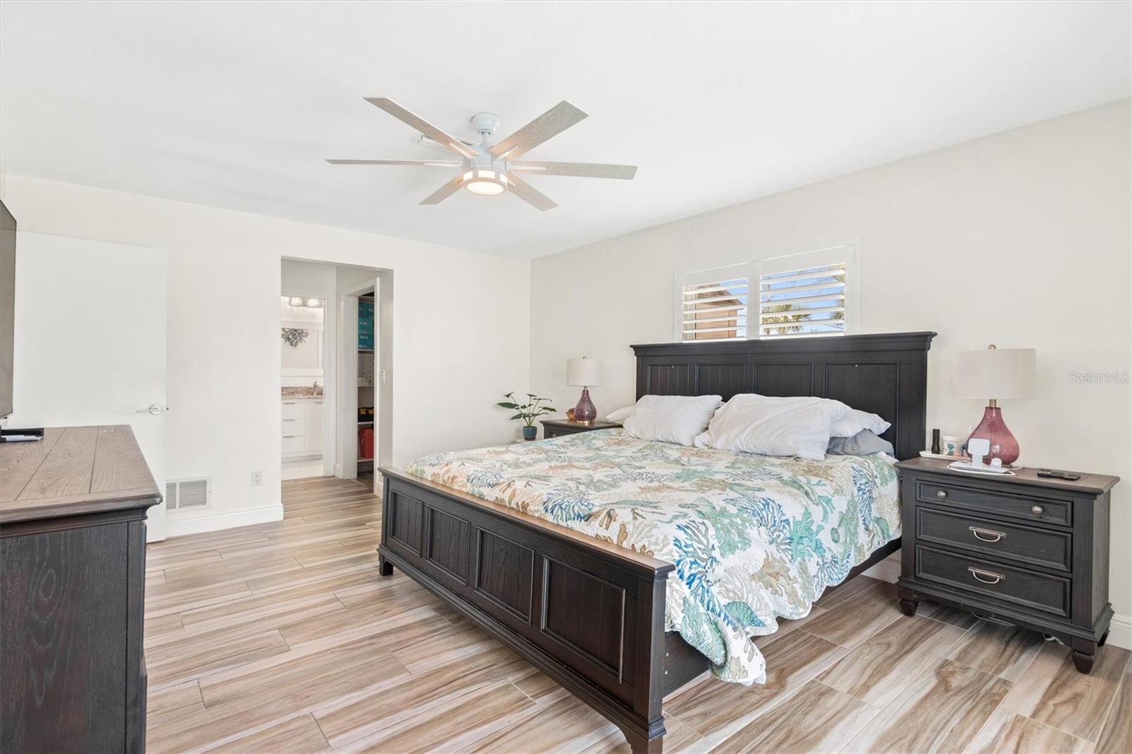 5 CHEYENNE CT