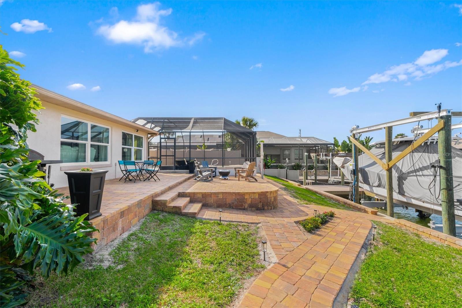 5 CHEYENNE CT