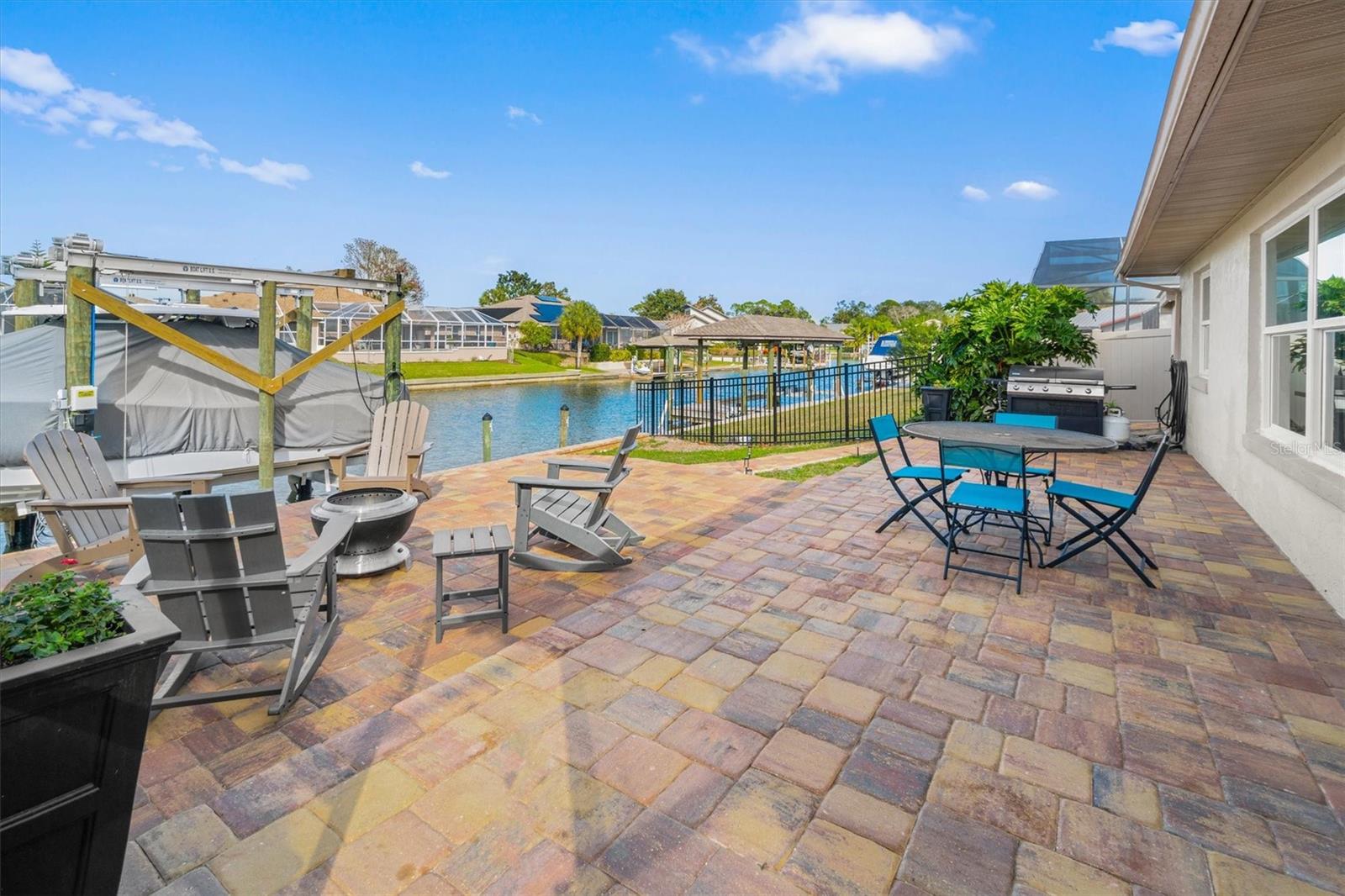 5 CHEYENNE CT