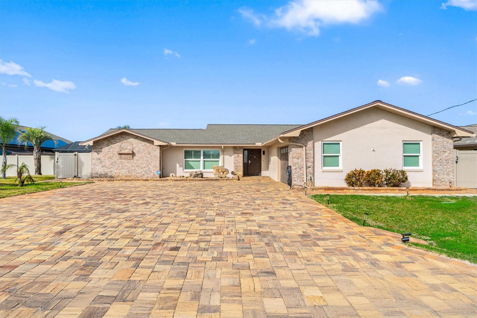 5 CHEYENNE CT