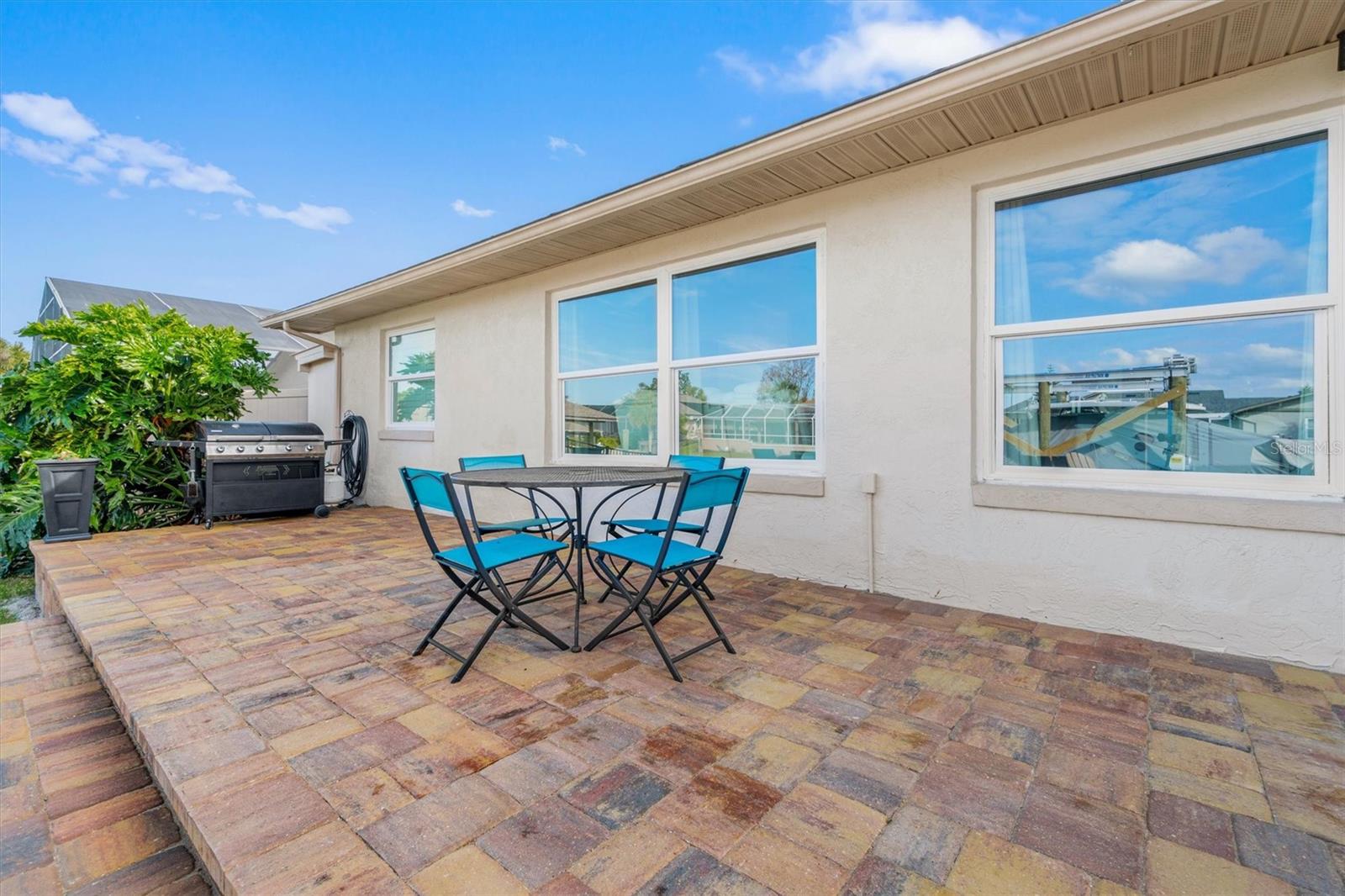 5 CHEYENNE CT