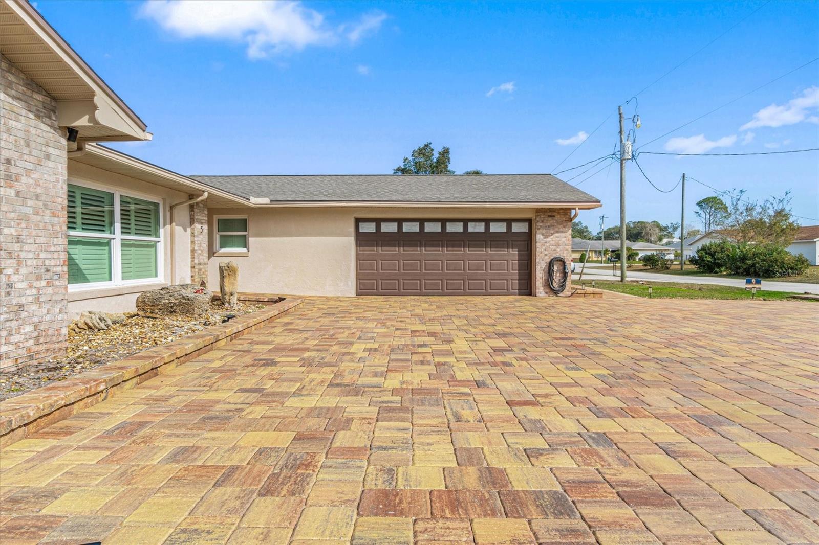 5 CHEYENNE CT