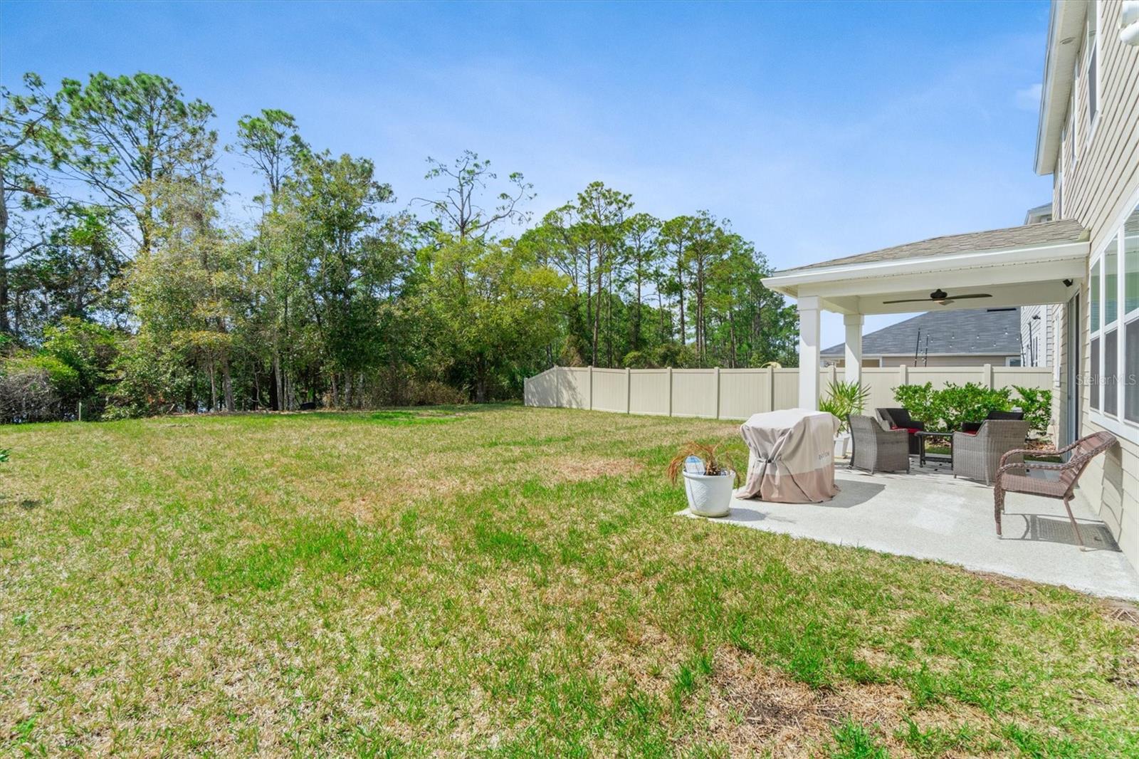 13 WILLOW ST