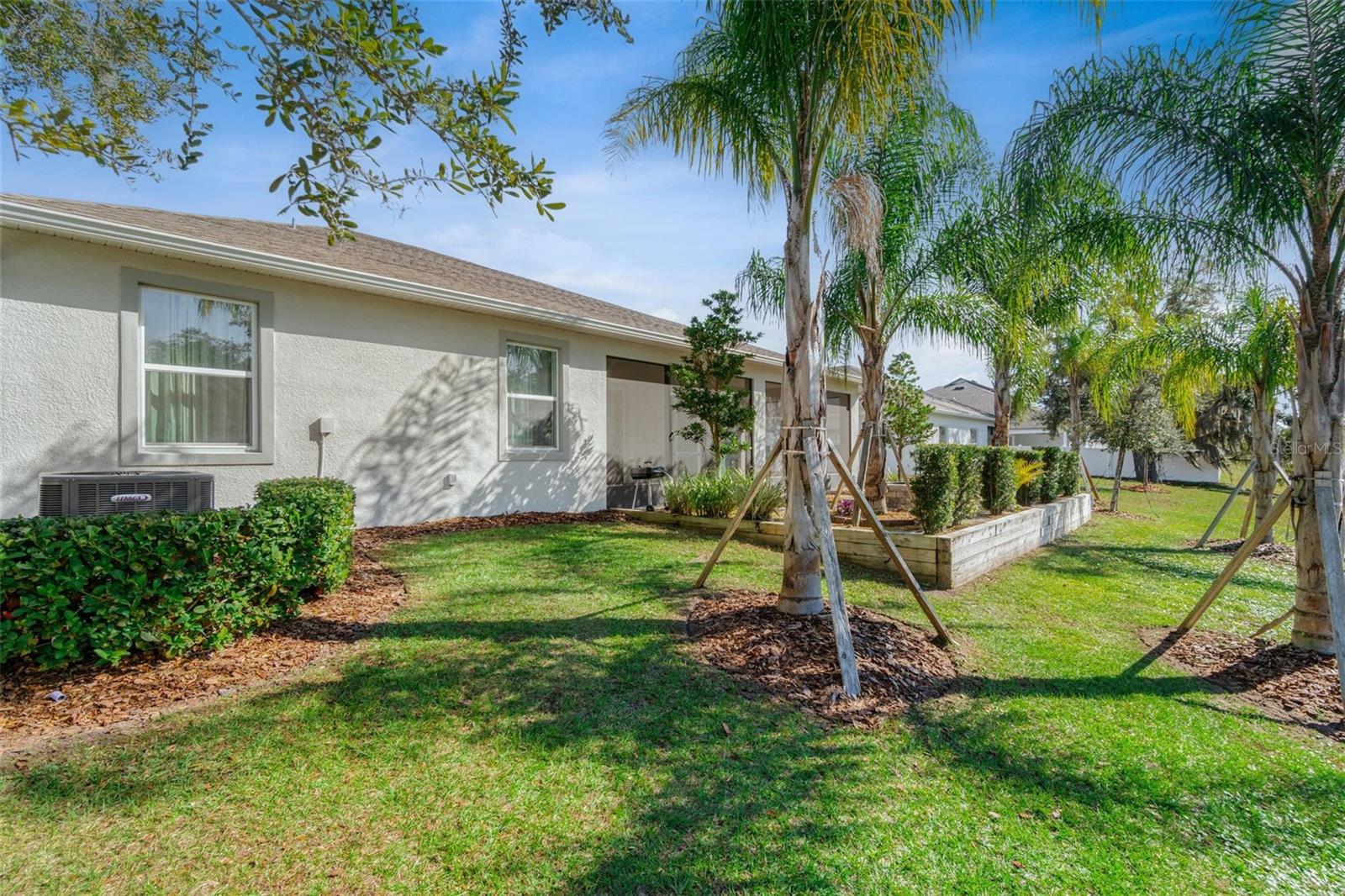 2214 ELEGANT MANOR CIR