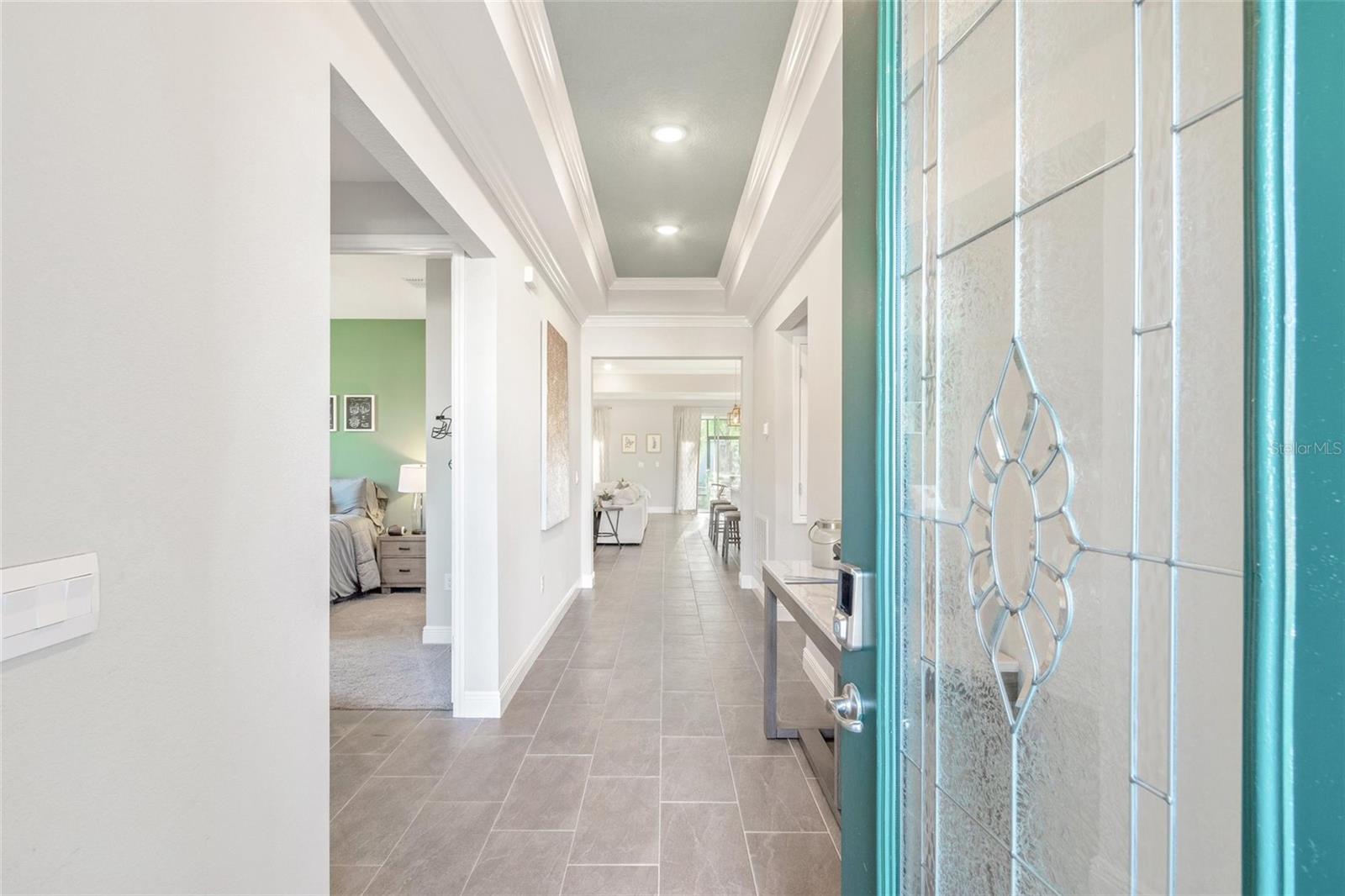 2214 ELEGANT MANOR CIR