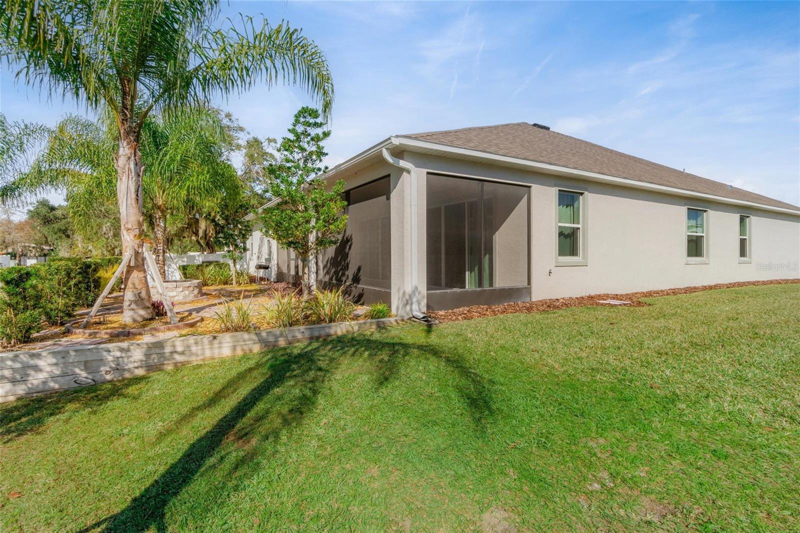 2214 ELEGANT MANOR CIR