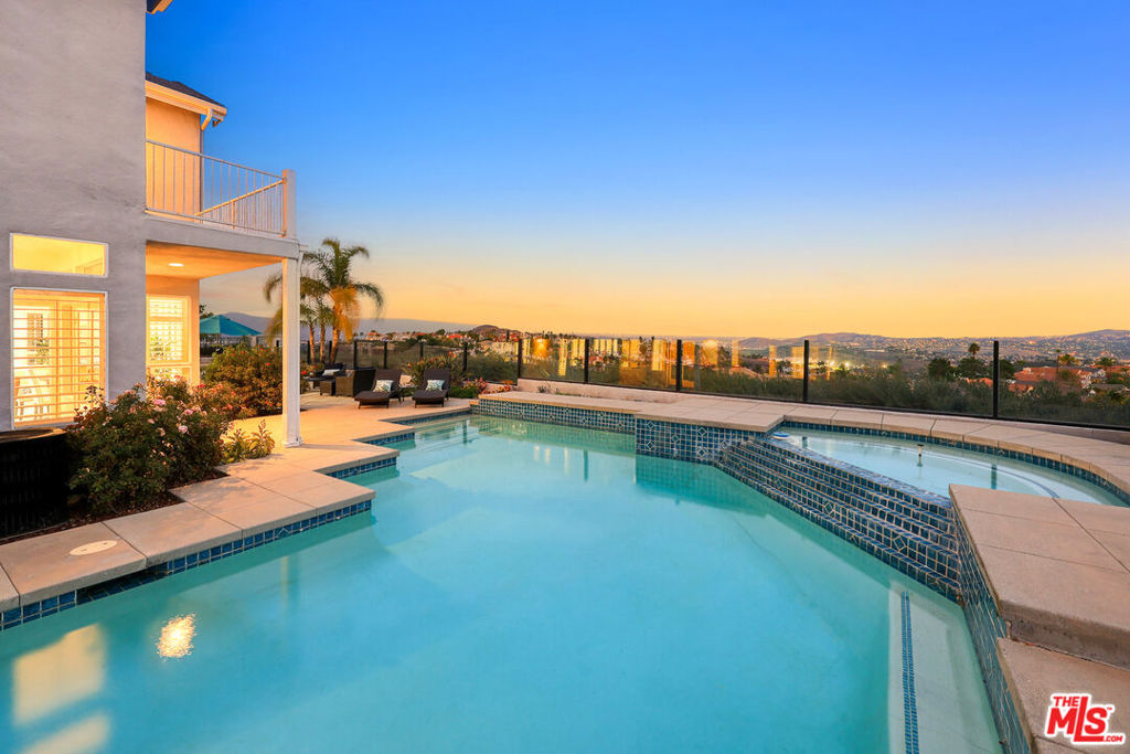 1412 Sunset Meadow Circle