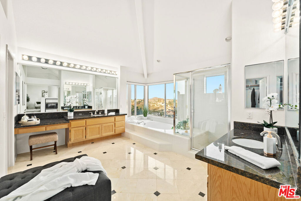 1412 Sunset Meadow Circle