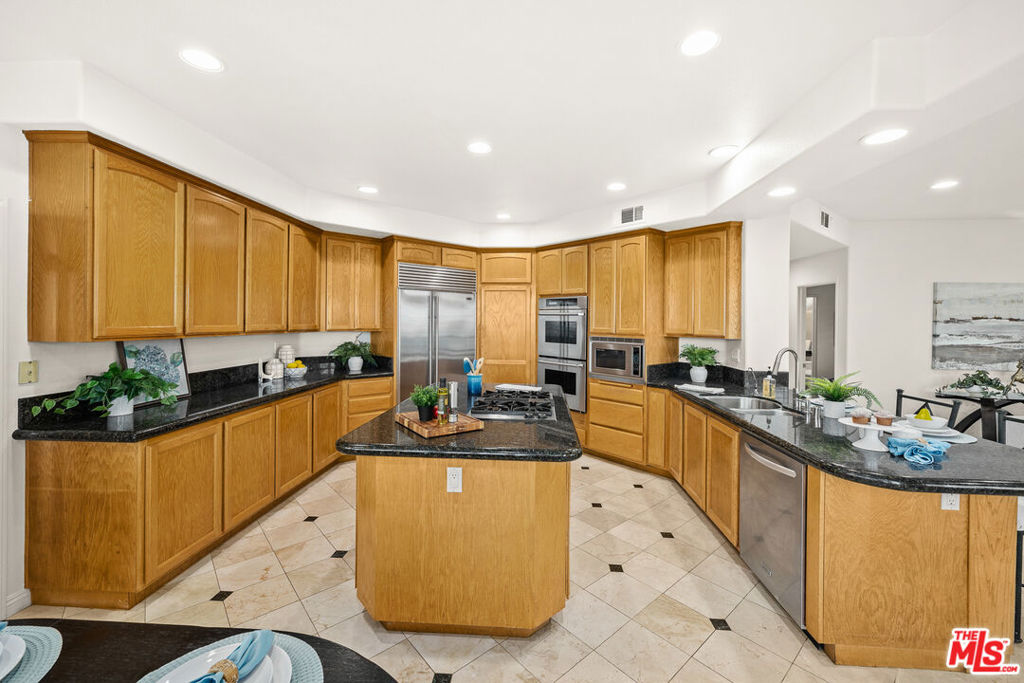 1412 Sunset Meadow Circle