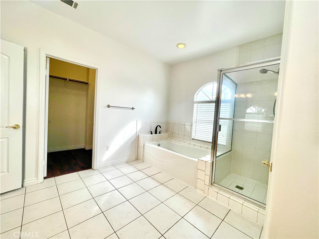 209 E Duarte Road
