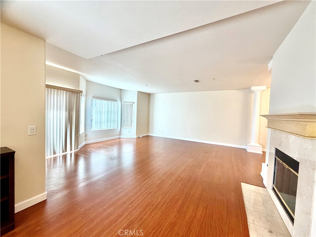 631 Ave Fairview A