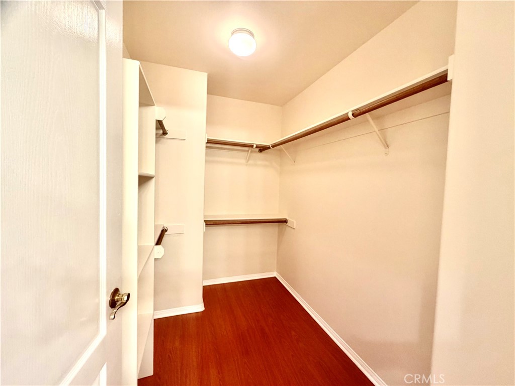 631 Ave Fairview A