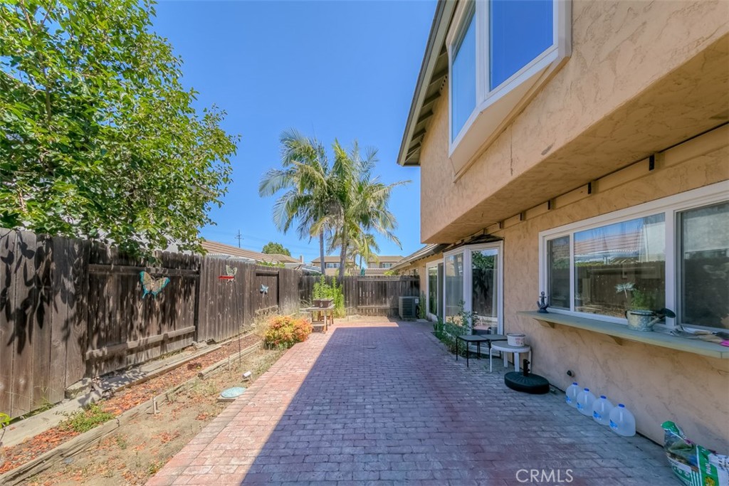 5403 Barrett Circle