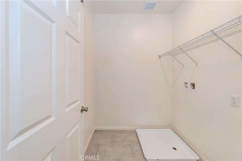 1707 Almond Tree Place