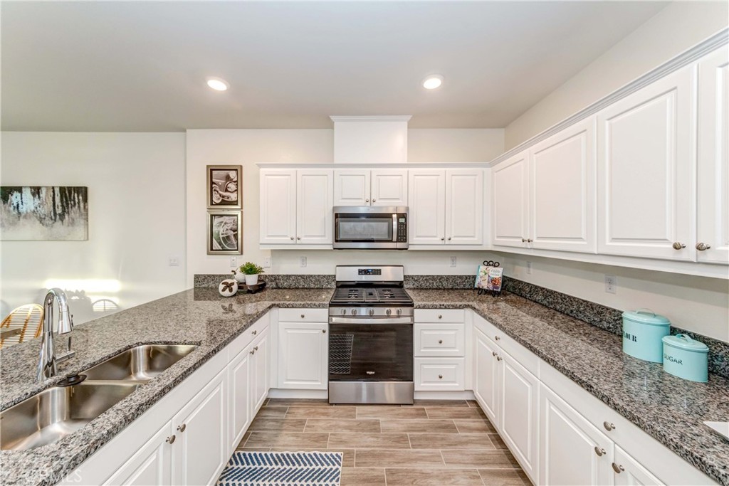 1707 Almond Tree Place