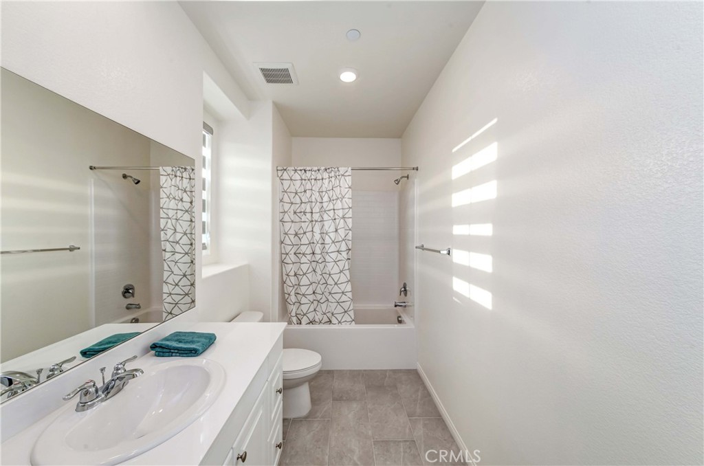 1707 Almond Tree Place