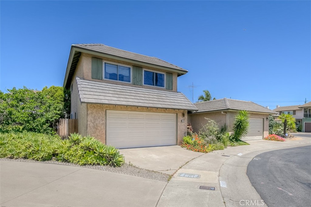 5403 Barrett Circle