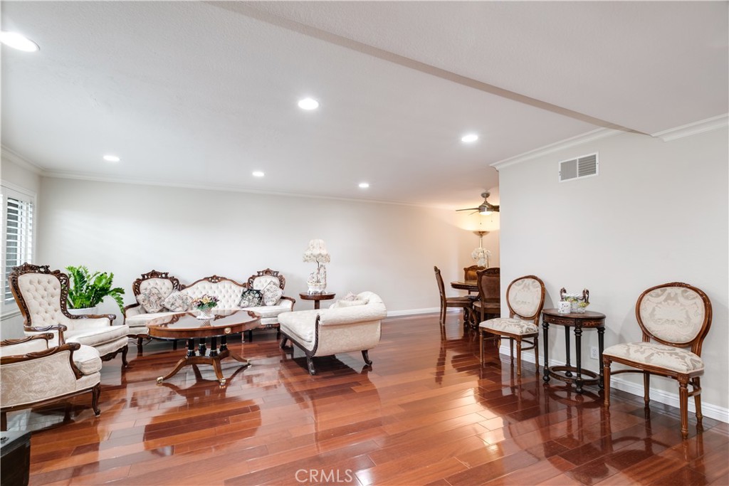 8218 Baldwin Circle