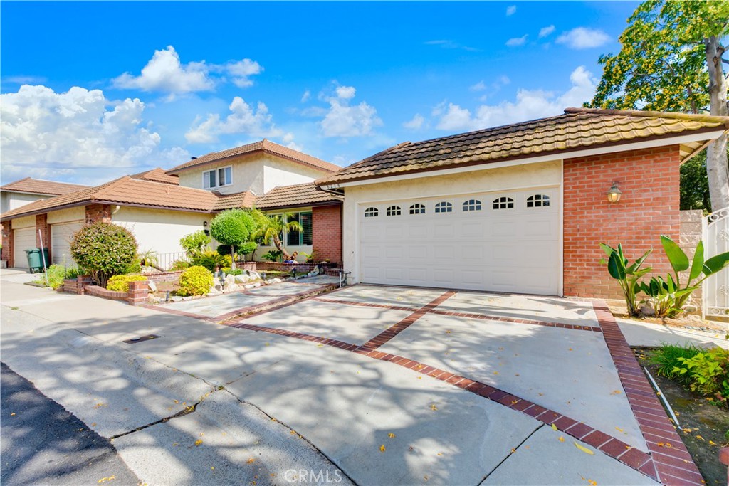 8218 Baldwin Circle