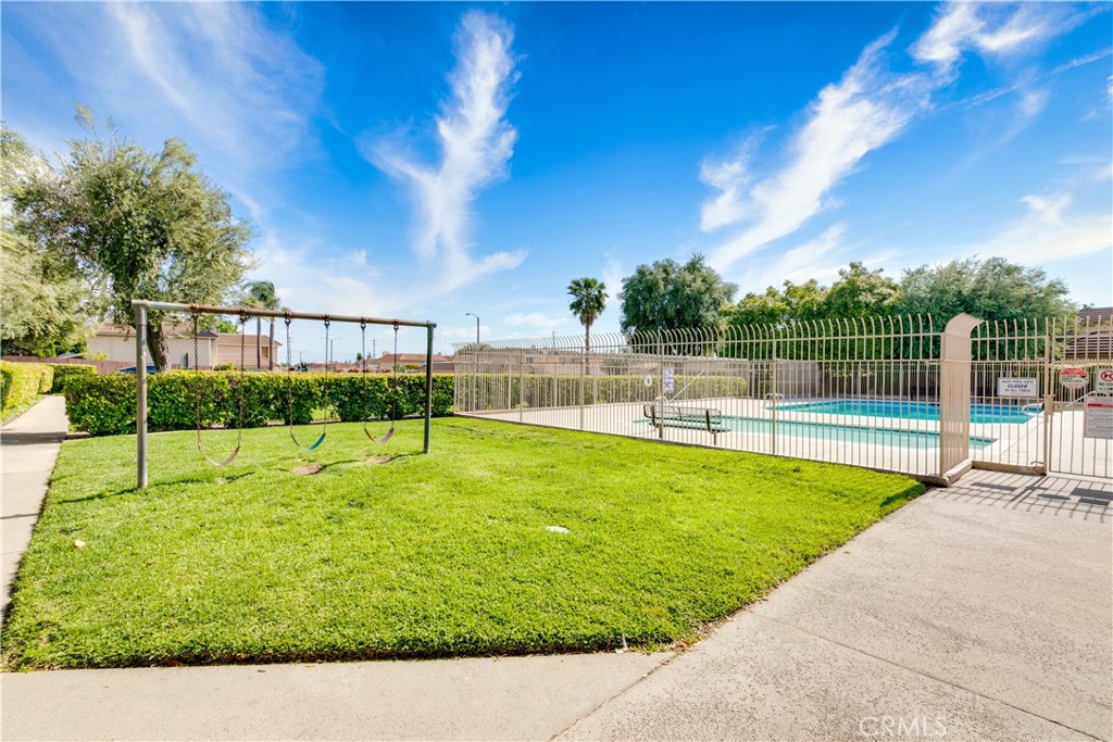 8218 Baldwin Circle