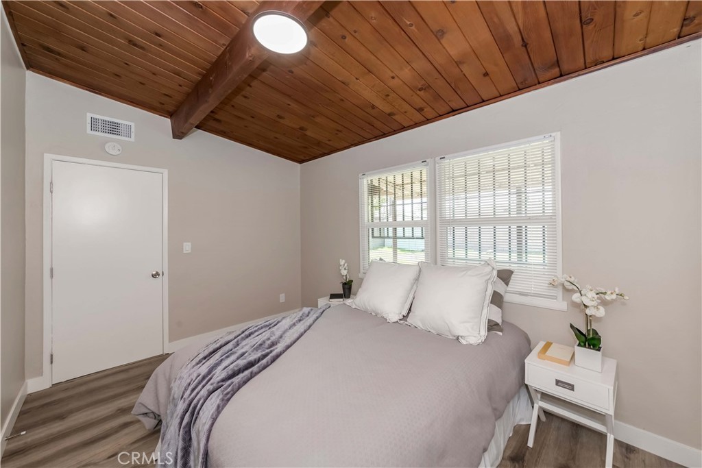 16020 Shadybend Drive