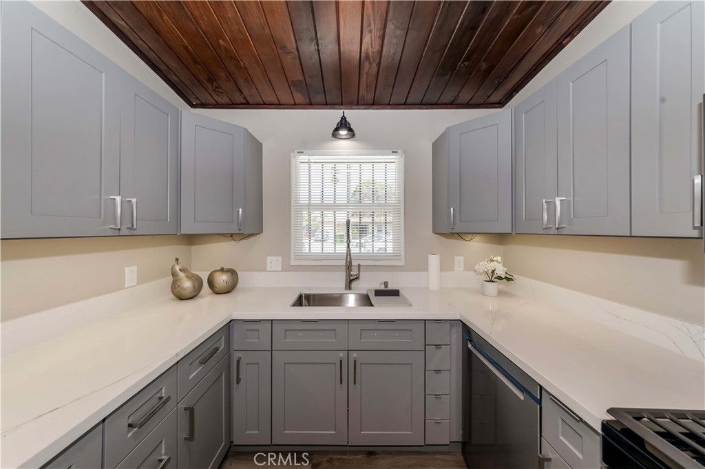 16020 Shadybend Drive