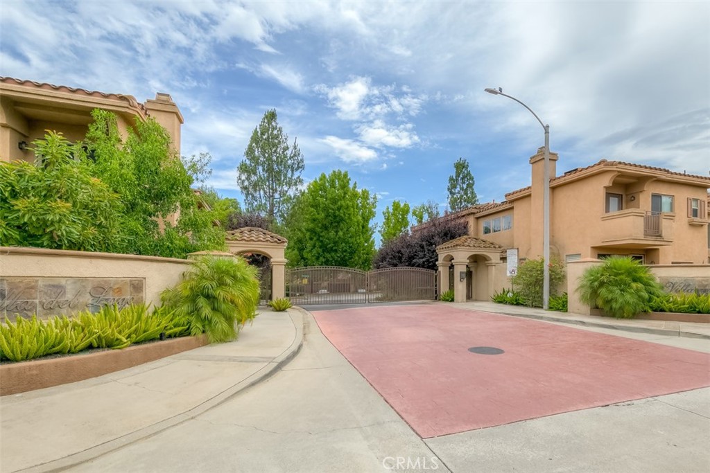 2019 Villa Del Lago Drive B