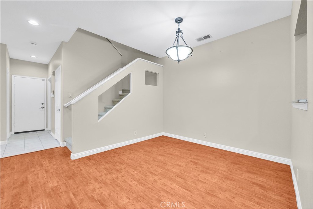 2074 Lake Shore Drive B
