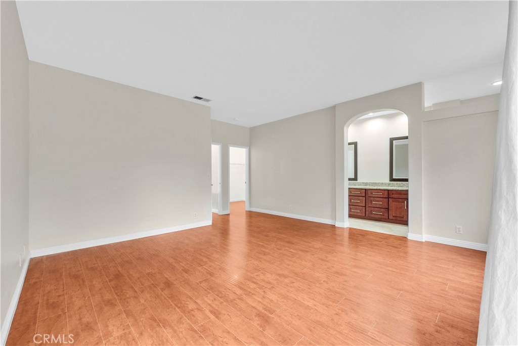 2074 Lake Shore Drive B