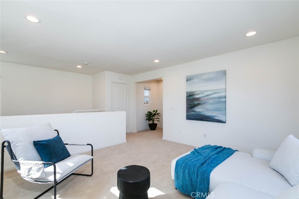 15823 Elfin Forest Avenue