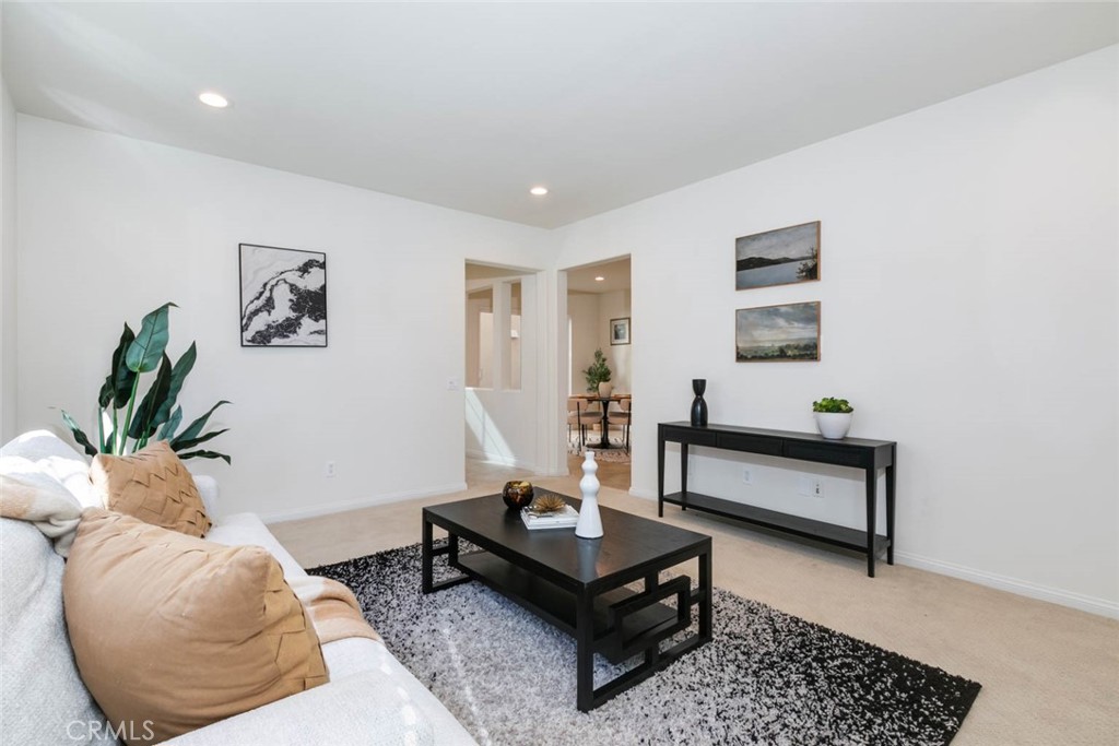 15823 Elfin Forest Avenue