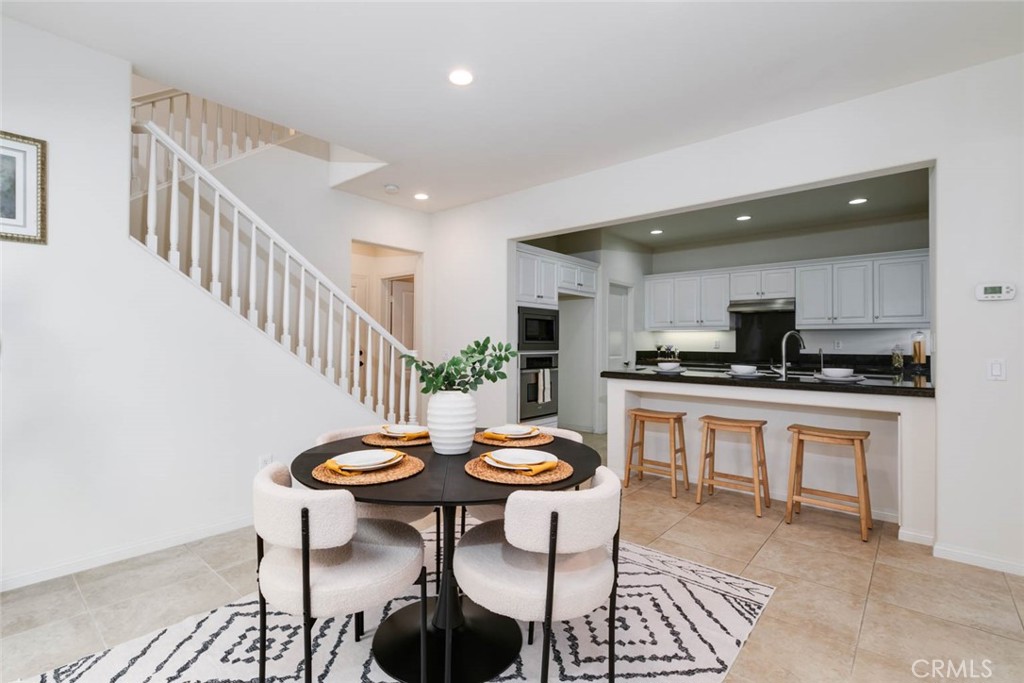 15823 Elfin Forest Avenue