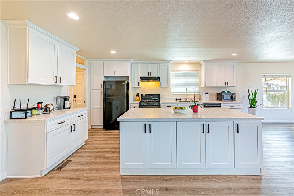 3667 Valley Boulevard 215