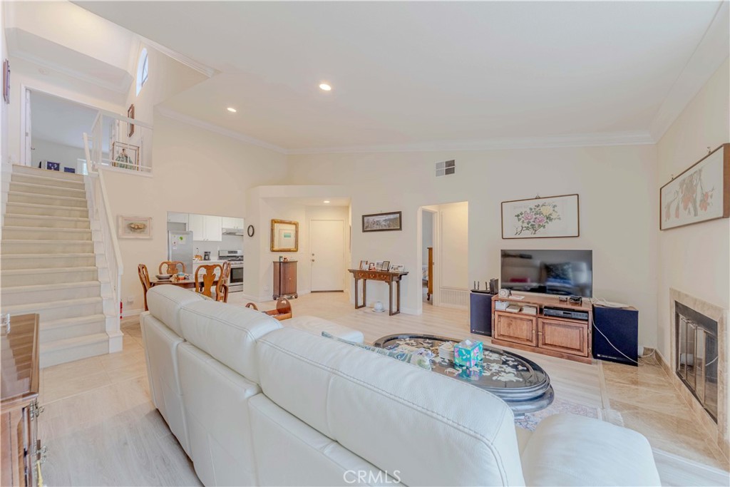 2201 Dublin Lane 3