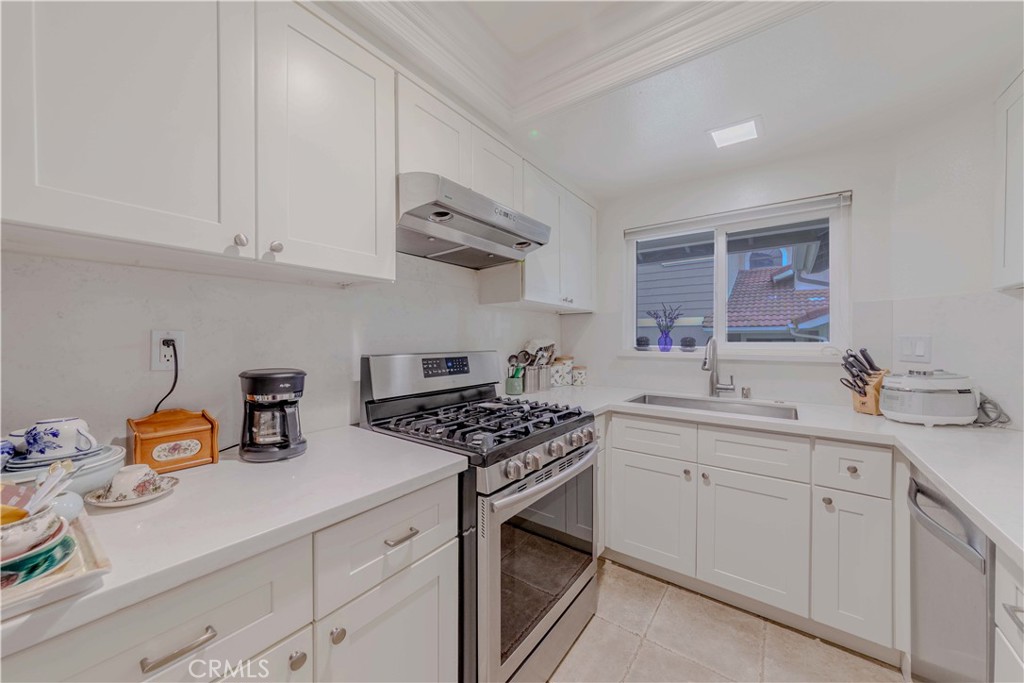 2201 Dublin Lane 3