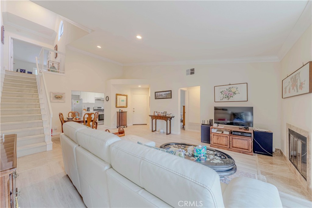 2201 Dublin Lane 3