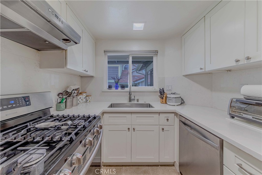 2201 Dublin Lane 3