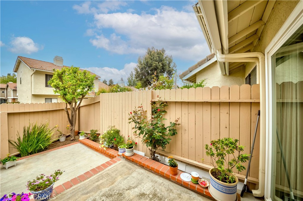 2201 Dublin Lane 3