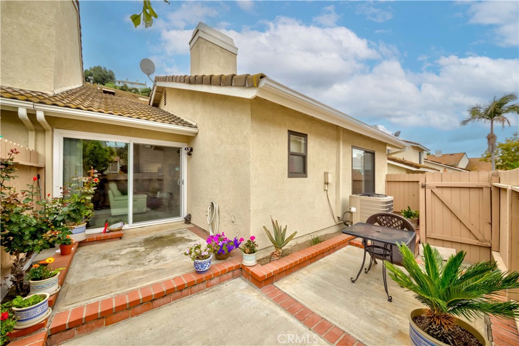 2201 Dublin Lane 3