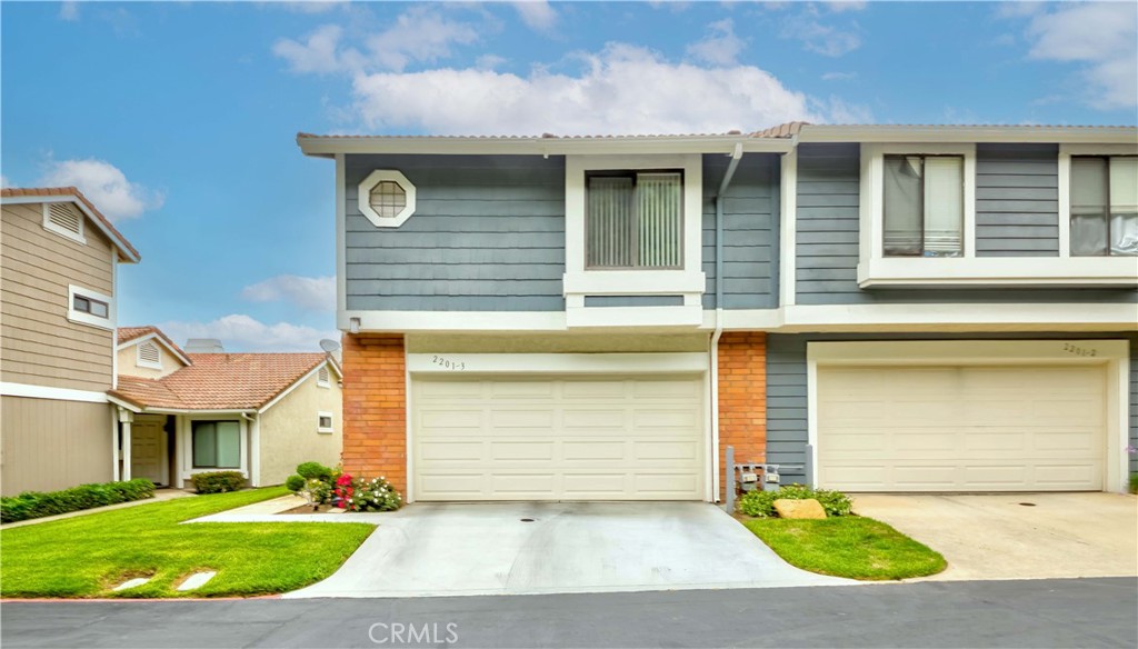 2201 Dublin Lane 3