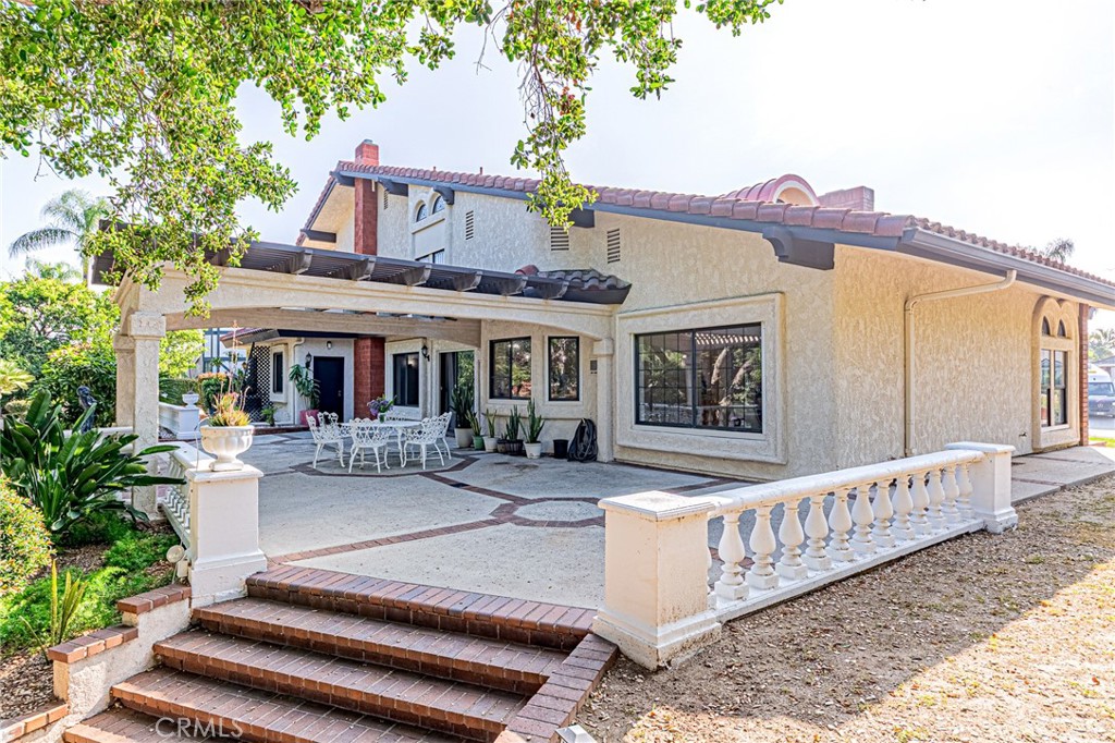 1737 Gainsborough Road