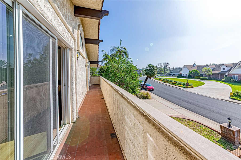 1737 Gainsborough Road