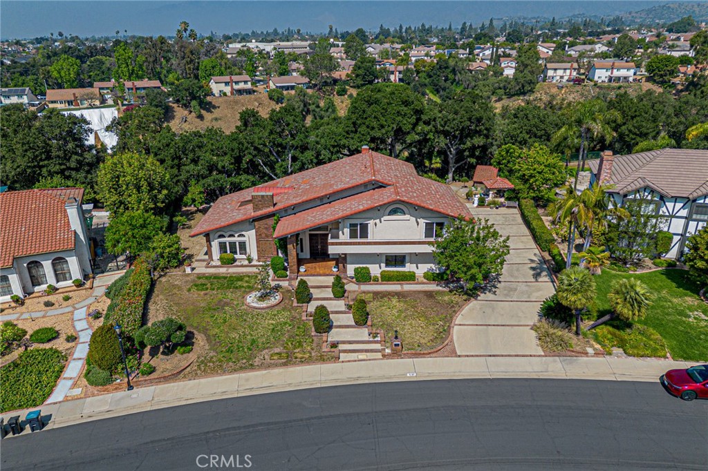 1737 Gainsborough Road