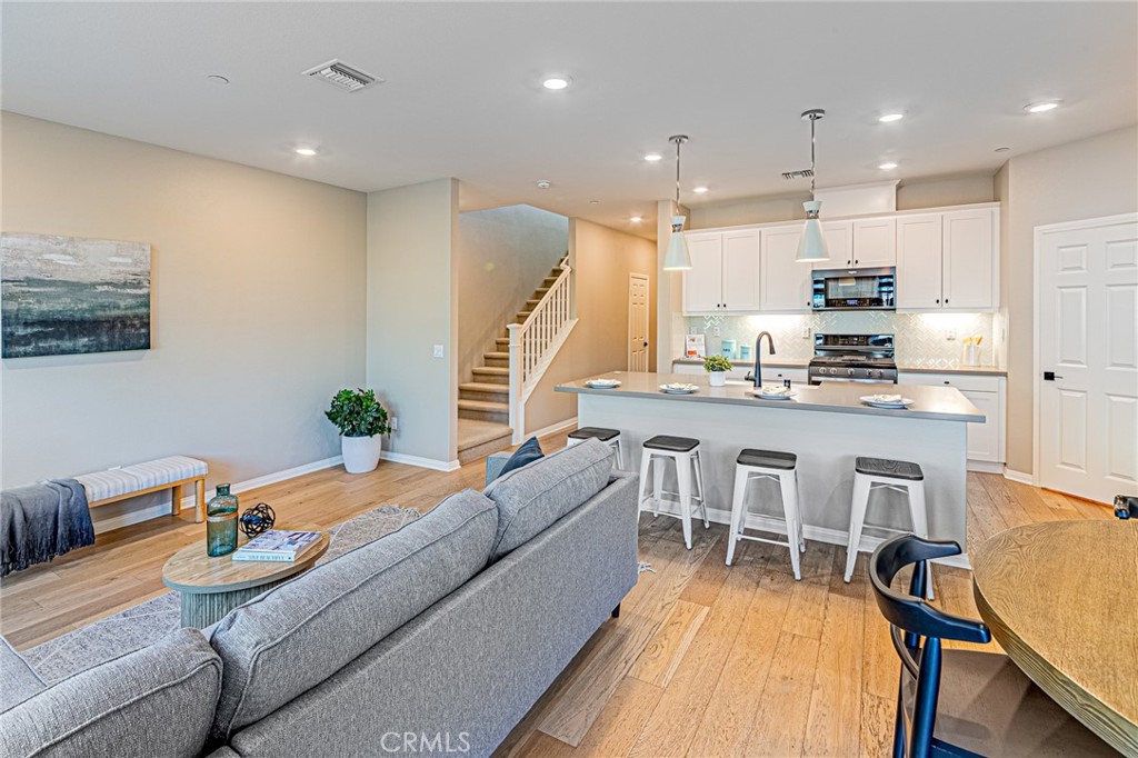 1705 Almond Tree