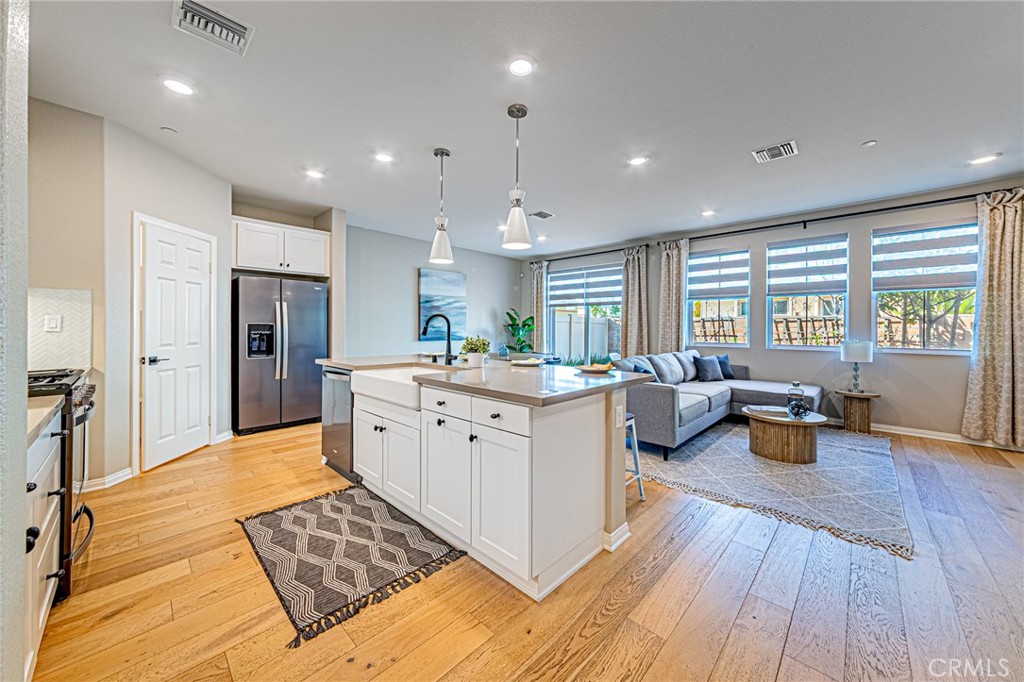 1705 Almond Tree