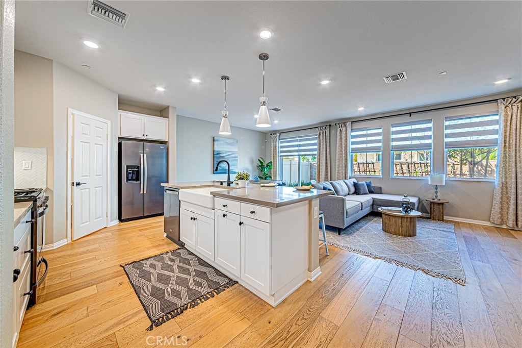 1705 Almond Tree