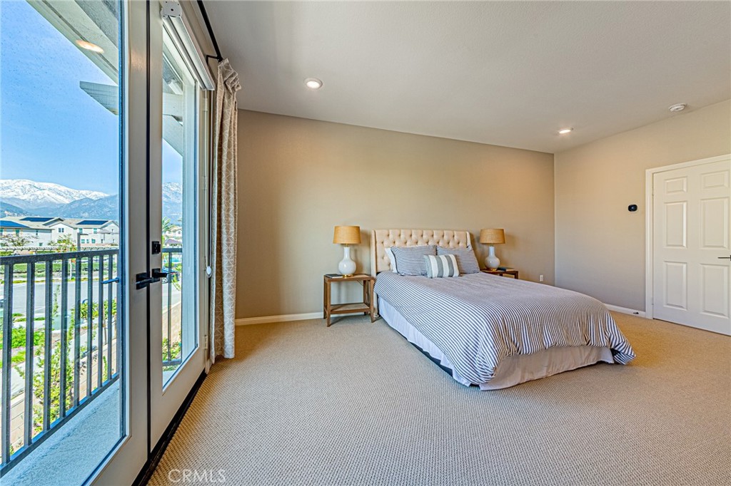 1705 Almond Tree