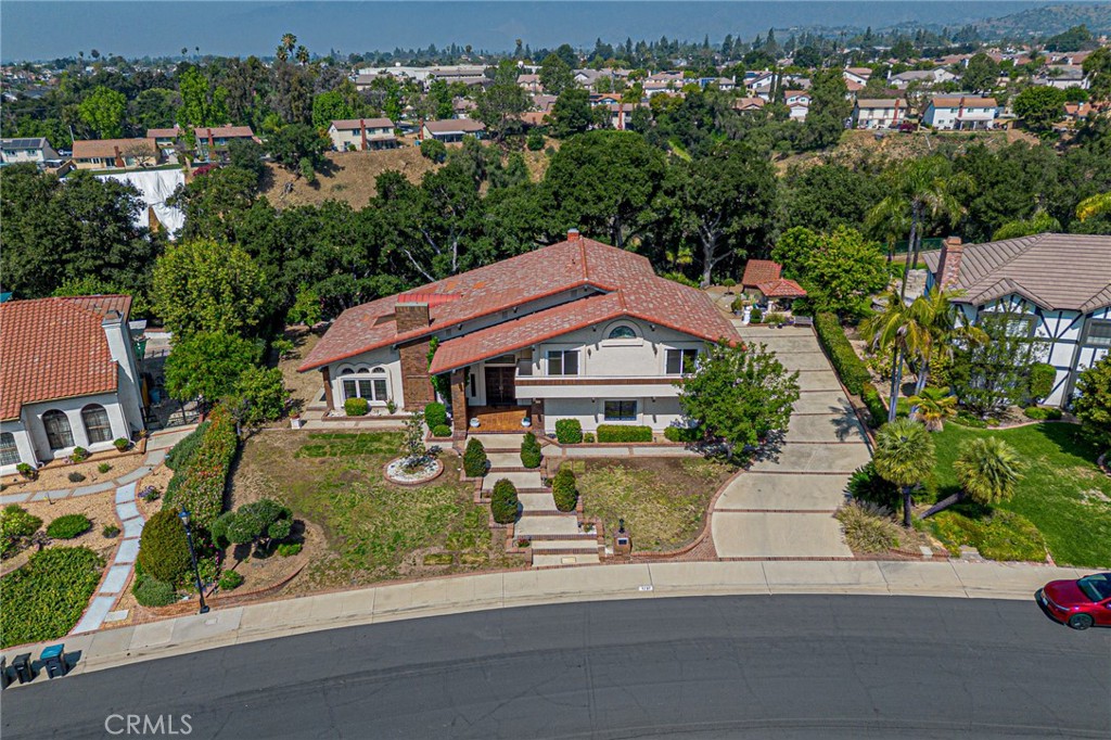 1737 Gainsborough Road