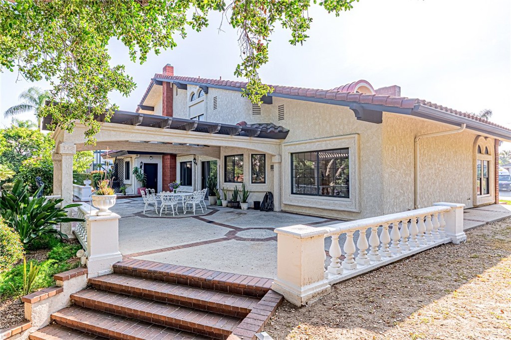 1737 Gainsborough Road